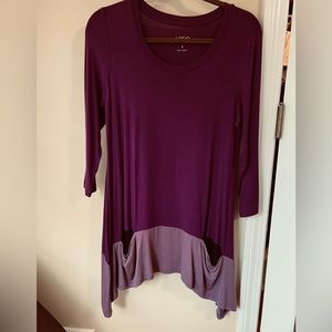 Logo by Lori Goldstein sz S eggplant color with black and mauve pockets